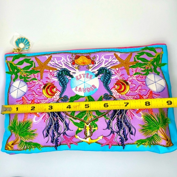 NWT Estée Lauder Cosmetic Bag - Picture 6 of 6